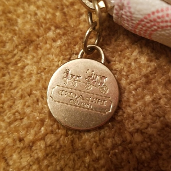 🌸Nwot Leather Coach Coin Purse Pink Satin Lined🌸 - Picture 7 of 8